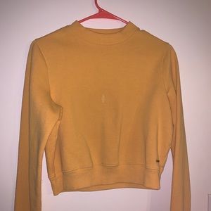Yellow Crewneck Hollister M